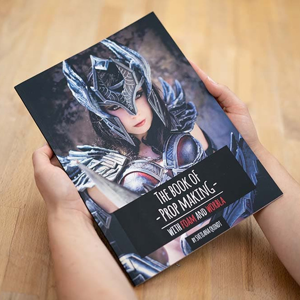 The Book of Prop Making: With Foam and Worbla - Svetlana Quindt (Kamui Cosplay) (Italienisch)
